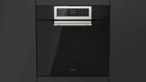 01a_Piekarnik-z-pirolizą-i-funkcją-pizzy-60-cm-FCLPO-6215-P-TEM-BK.jpg